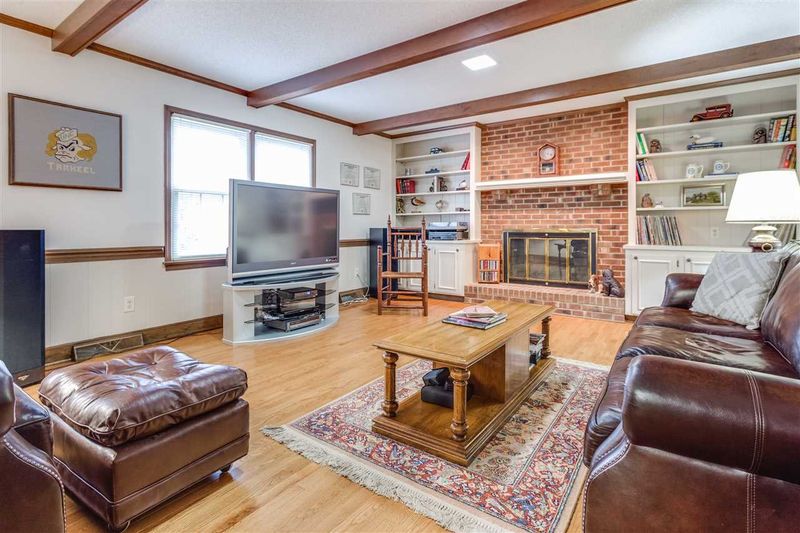 10400 Boxelder Dr, Raleigh, NC 27613