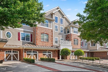 10400 Rosegate Ct #303, Raleigh, NC 27617