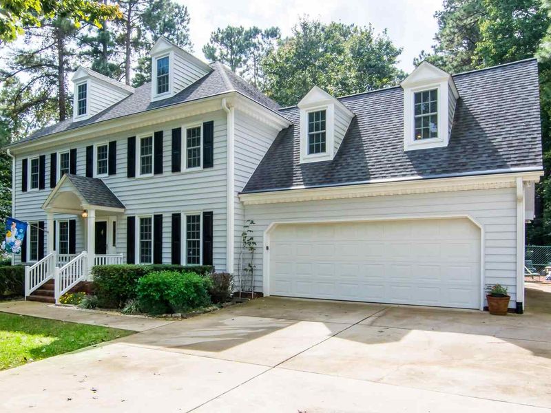10401 Byrum Woods Dr, Raleigh, NC 27613