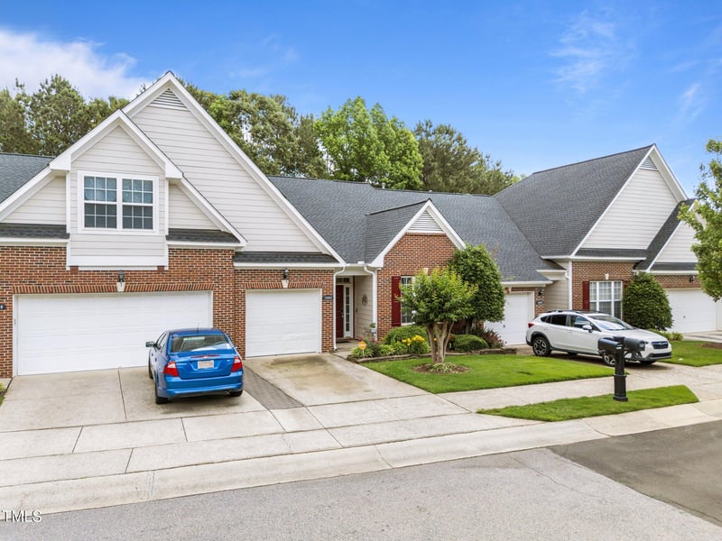 10404 Dapping Dr, Raleigh, NC 27614