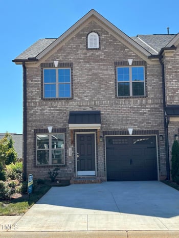 1041 Beechcraft Dr #119, Mebane, NC 27302