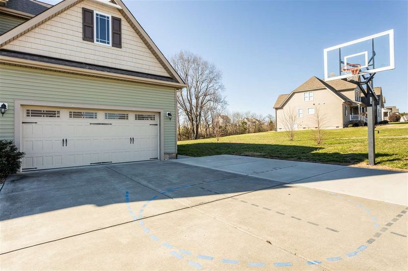 1041 Bluebell Ln, Wake Forest, NC 27587