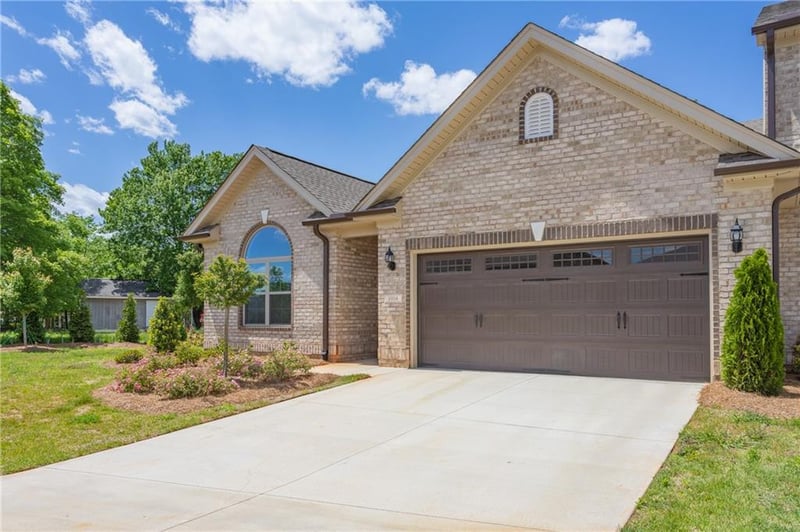 1041 Bonanza Ln #37, Mebane, NC 27302