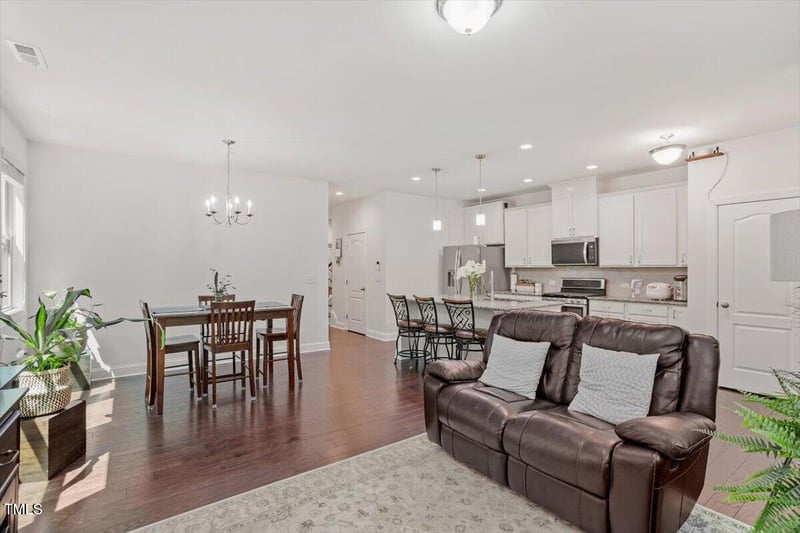1041 Cotulla Dr, Morrisville, NC 27560