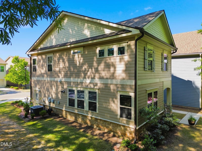 1041 Cotulla Dr, Morrisville, NC 27560