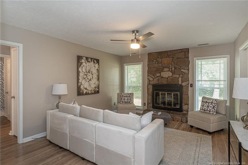 1041 Patrick Dr, Fayetteville, NC 28314