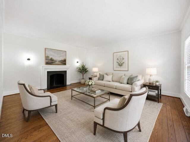 1041 Stowe St, Burlington, NC 27215