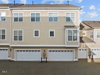 10410 Sablewood Dr, Raleigh, NC 27617