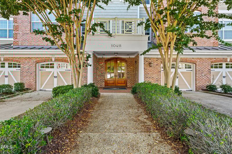 10411 Rosegate Ct #203, Raleigh, NC 27617