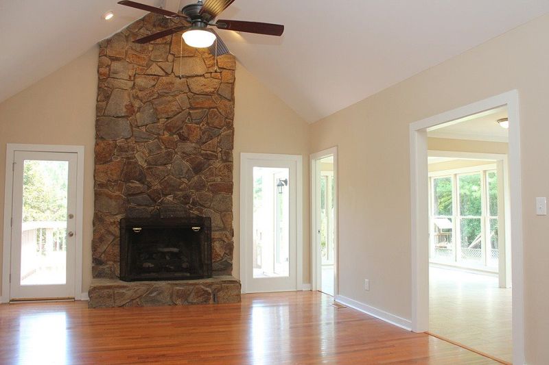 10412 Byrum Woods Dr, Raleigh, NC 27613