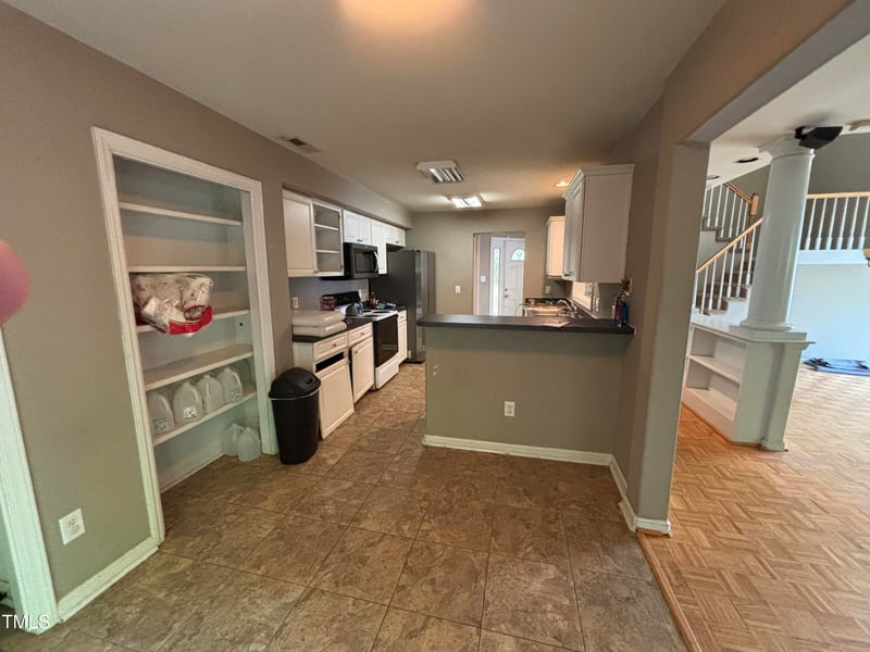 10415 Neland , Raleigh, NC 27614