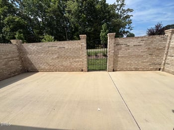 1042 Beechcraft Dr, Mebane, NC 27302