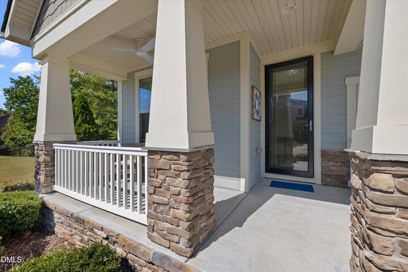 1042 Steinbeck Dr, Durham, NC 27703