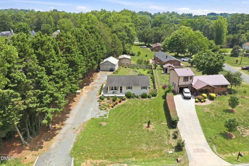 1042 Third St, Mebane, NC 27302