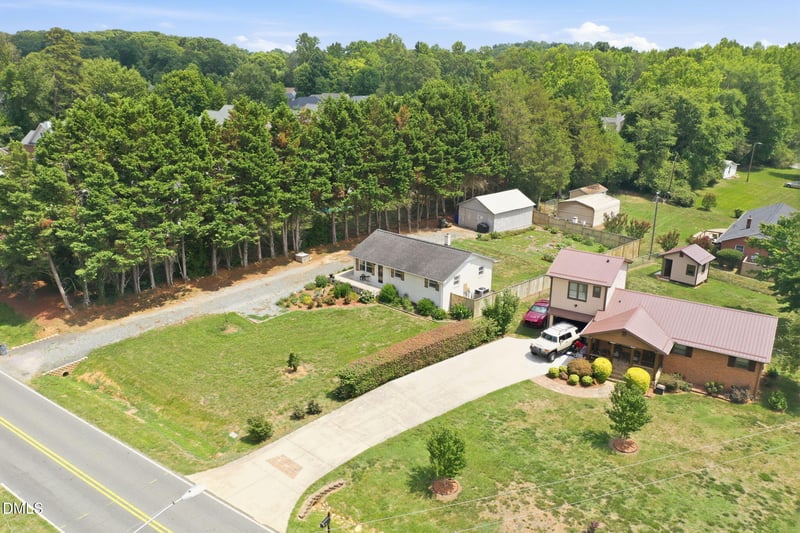 1042 Third St, Mebane, NC 27302