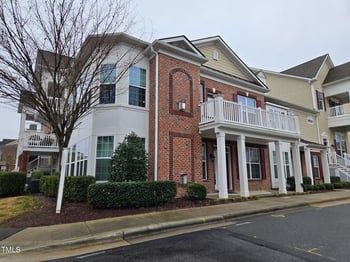 10420 Sablewood Dr, Raleigh, NC 27617