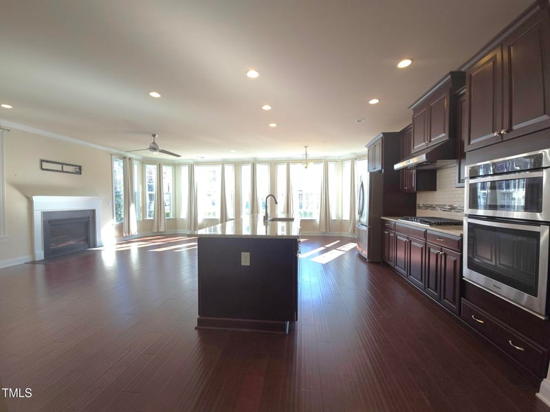 10420 Sablewood Dr, Raleigh, NC 27617
