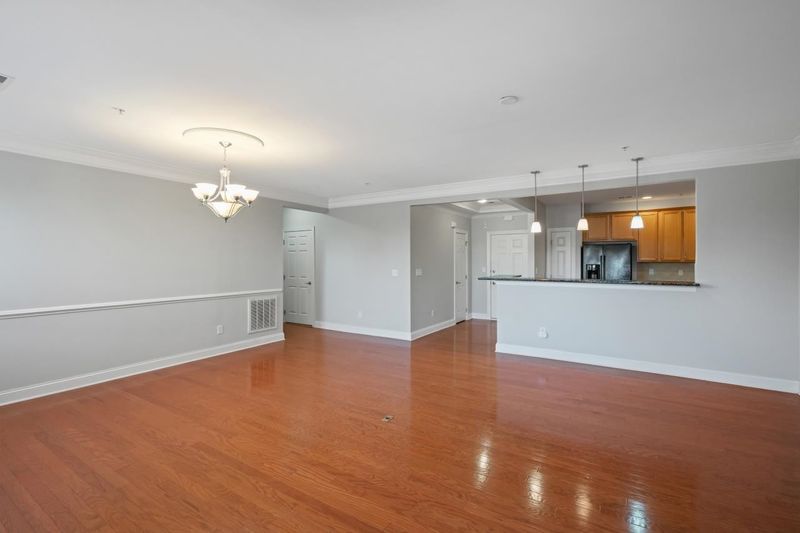 10421 Rosegate Ct #201, Raleigh, NC 27617