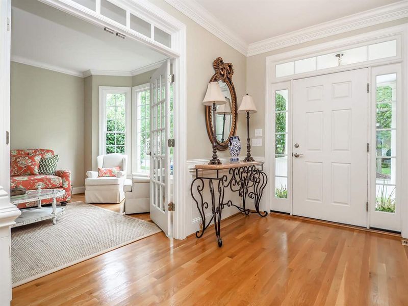 10424 Bedfordtown Dr, Raleigh, NC 27614