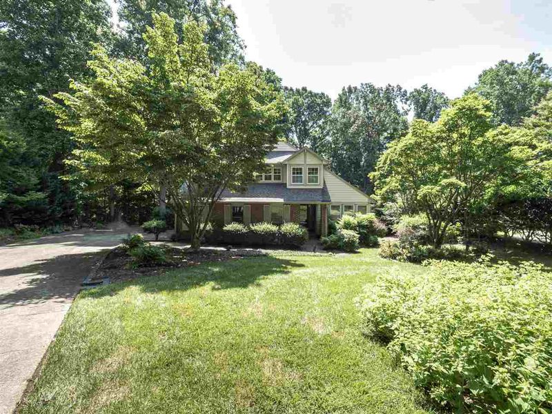 10428 Whitestone Rd, Raleigh, NC 27615