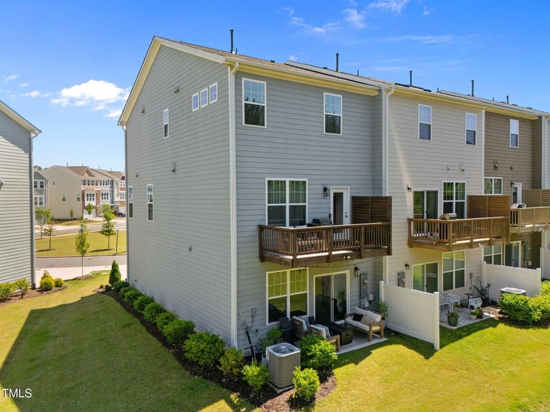1043 Islip Pl, Durham, NC 27703