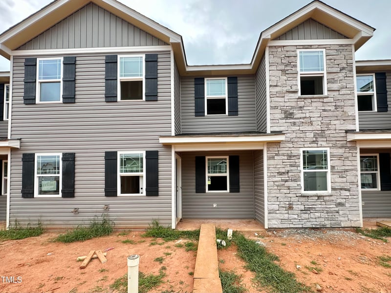 1043 Peony Ln, Youngsville, NC 27596