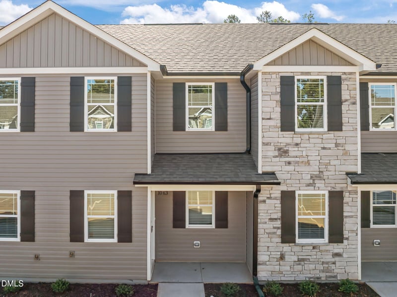 1043 Peony Ln, Youngsville, NC 27596