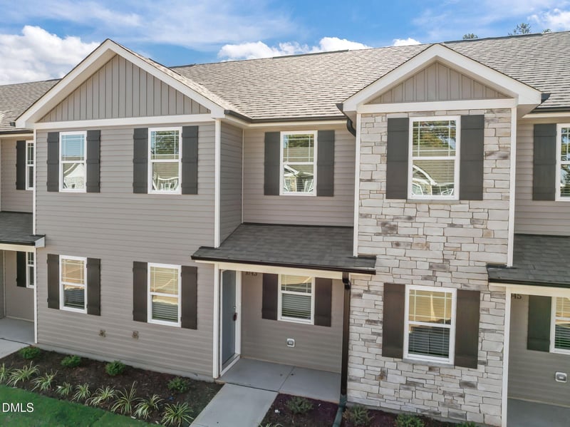 1043 Peony Ln, Youngsville, NC 27596