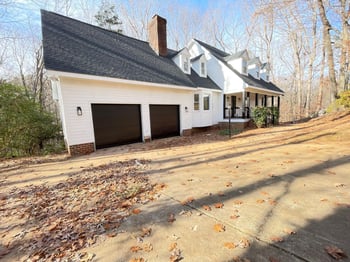 1043 Shadywood Ln, Raleigh, NC 27603