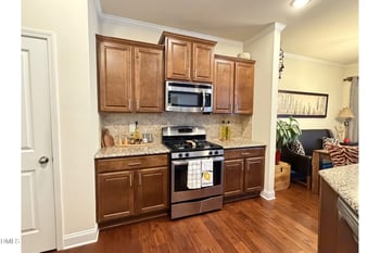 1043 Spacious Skies Ln, Durham, NC 27703