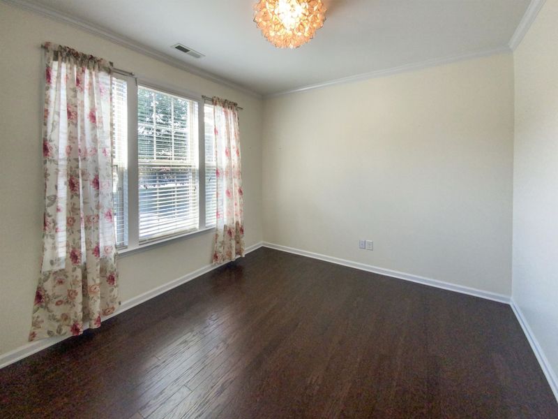 1043 Valleystone Dr, Cary, NC 27519