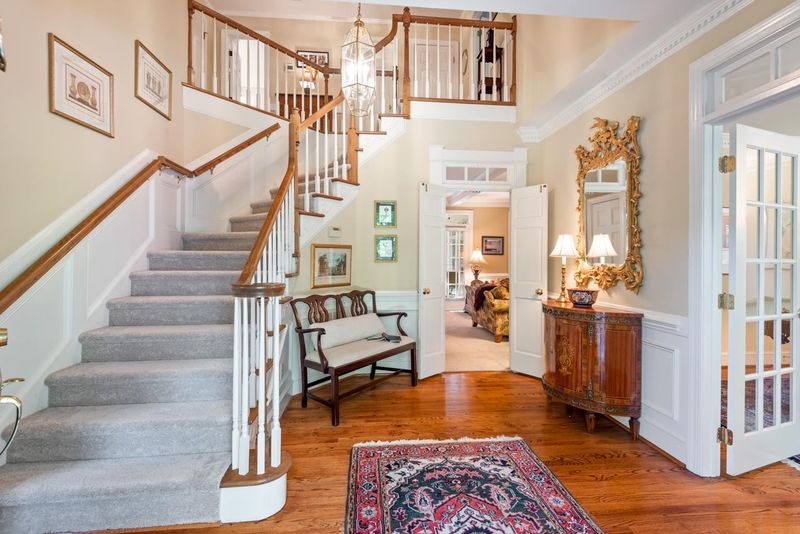 10436 Leslie Dr, Raleigh, NC 27615