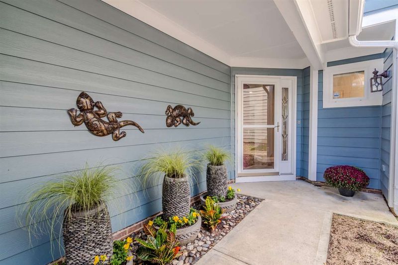 10437 Neland St, Raleigh, NC 27614