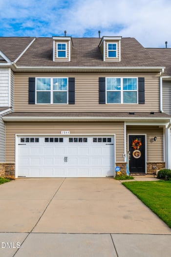 1044 Abbott St, Mebane, NC 27302