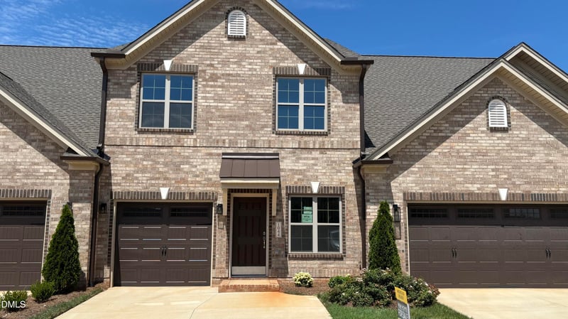1044 Beechcraft Dr, Mebane, NC 27302