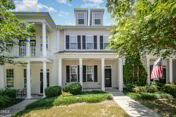 1044 Philpott Dr, Chapel Hill, NC 27517