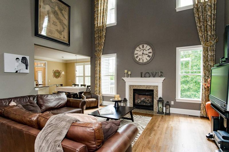 1045 Hortons Creek Rd, Cary, NC 27519