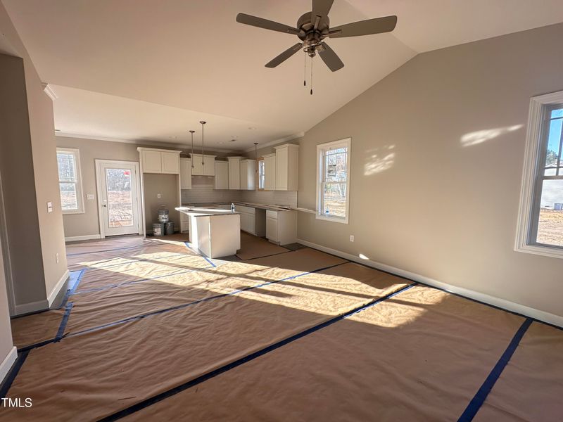 1045 Micro Rd, Selma, NC 27576
