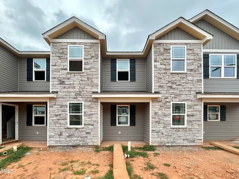1045 Peony Ln, Youngsville, NC 27596