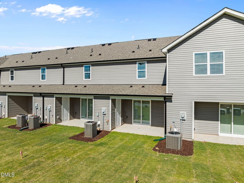 1045 Peony Ln, Youngsville, NC 27596