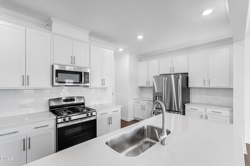 1045 Red Finch Way, Angier, NC 27501