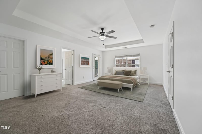 1045 Remington Oaks Cir, Cary, NC 27519