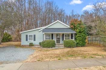 1045 Third St, Mebane, NC 27302