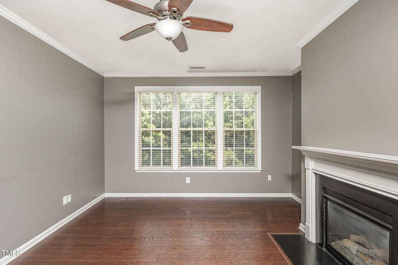 1045 Valleystone Dr, Cary, NC 27519
