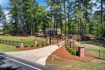 1046 Johnson Rd, Coats, NC 27521