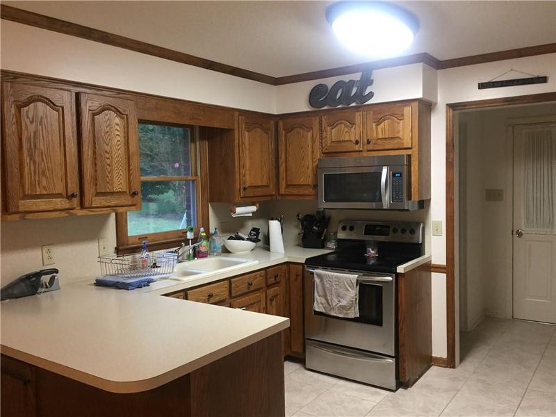 1046 W Old Glencoe Rd, Burlington, NC 27217