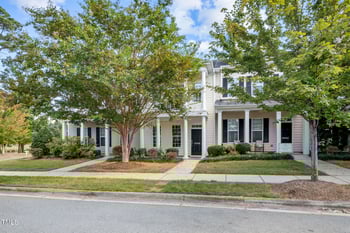 1046 Philpott Dr, Chapel Hill, NC 27517