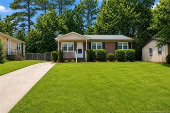 1046 Rulnick St, Fayetteville, NC 28304