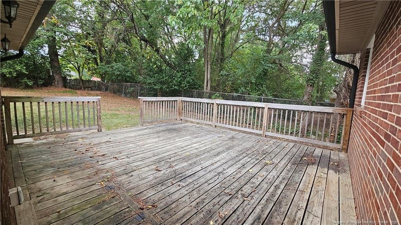 1046 Rulnick St, Fayetteville, NC 28304
