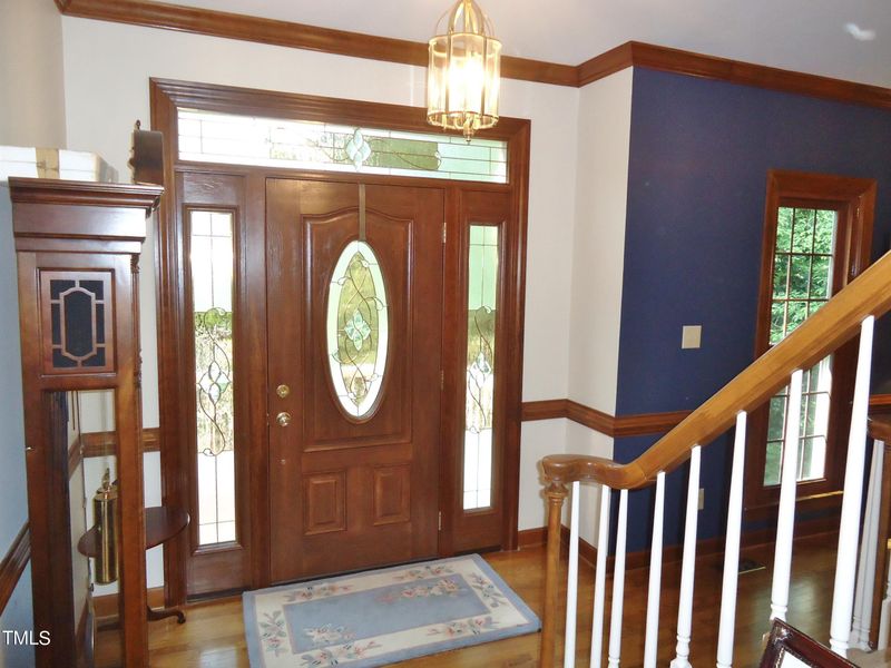 1046 W Sterlington Pl, Apex, NC 27502